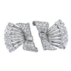 Art Deco Platinum Diamond Double Clip Brooch Circa 1930 For Sale at 1stDibs