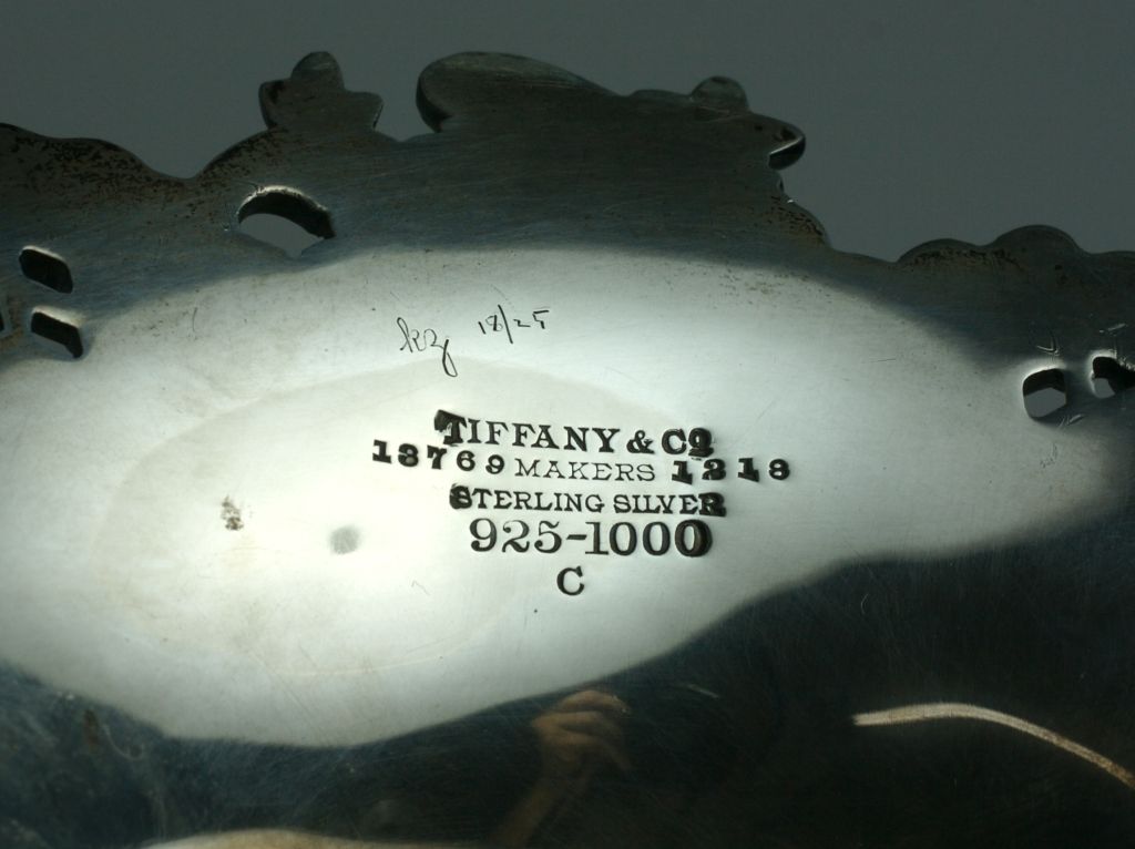 Tiffany & Co. Vase inhabituel en sterling et cuivre en vente 1