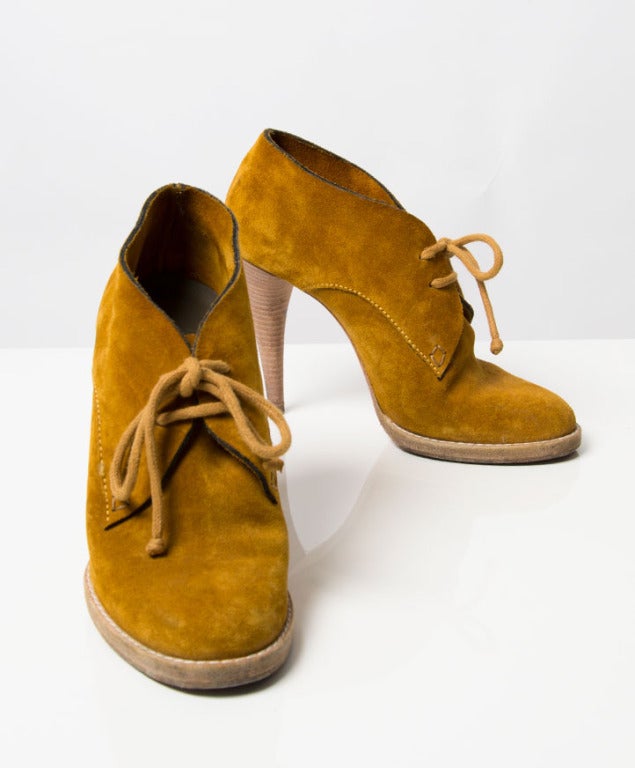 Balenciaga Caramel Suede Ankle Boots In Excellent Condition In Antwerp, BE