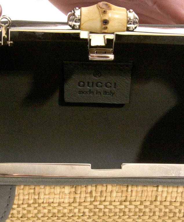Gucci Wicker Clutch With Strap 3