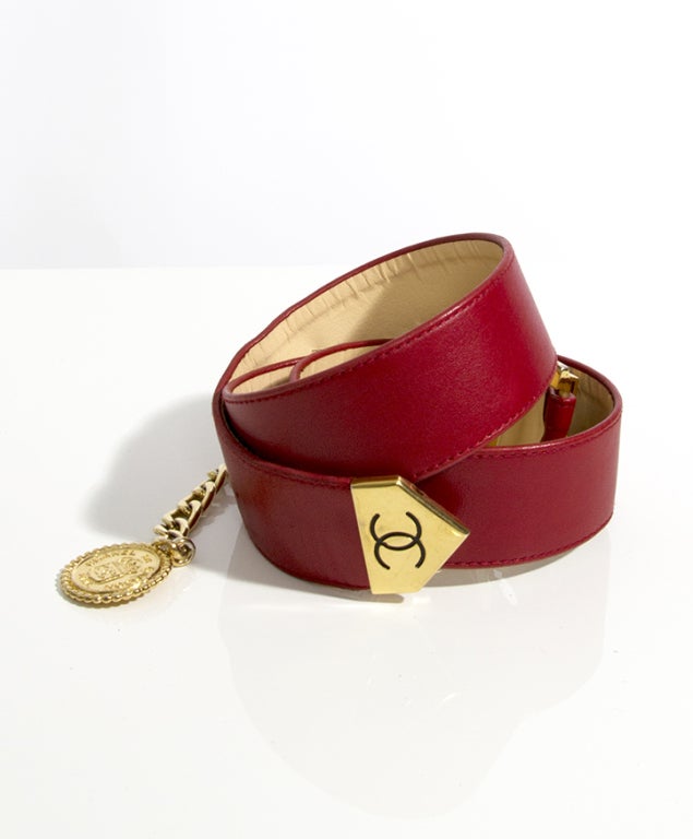 Chanel Red Leather Belt with Golden Chain and Medallion at 1stDibs ...