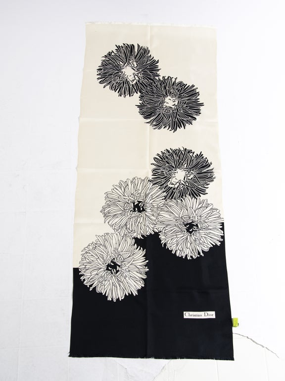 Christian Dior - Écharpe Dandelion en soie noire et blanche