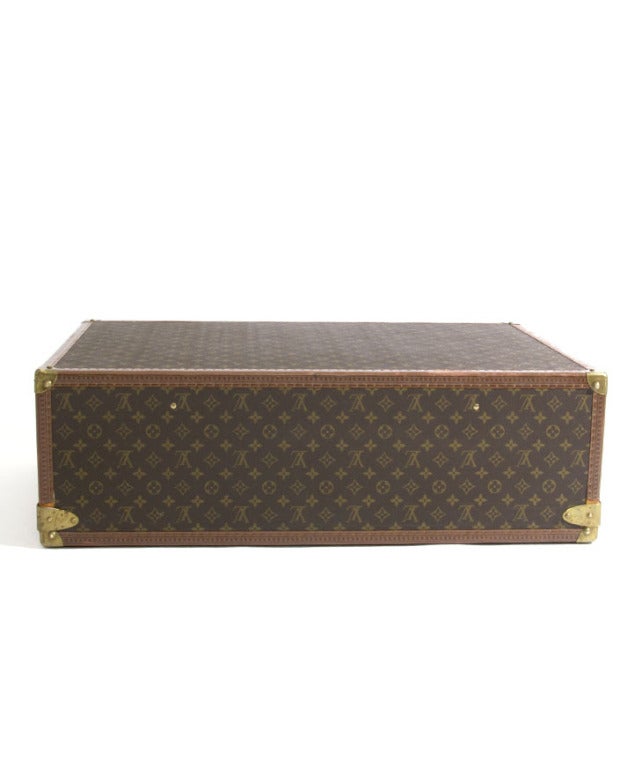 Women's or Men's Louis Vuitton Monogram Alzer 80 Hard Suitcase Trunk Luggage