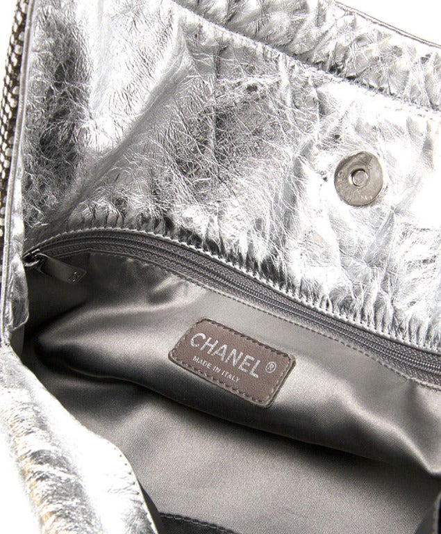 Chanel Hollywood NS Hobo in Silver 1
