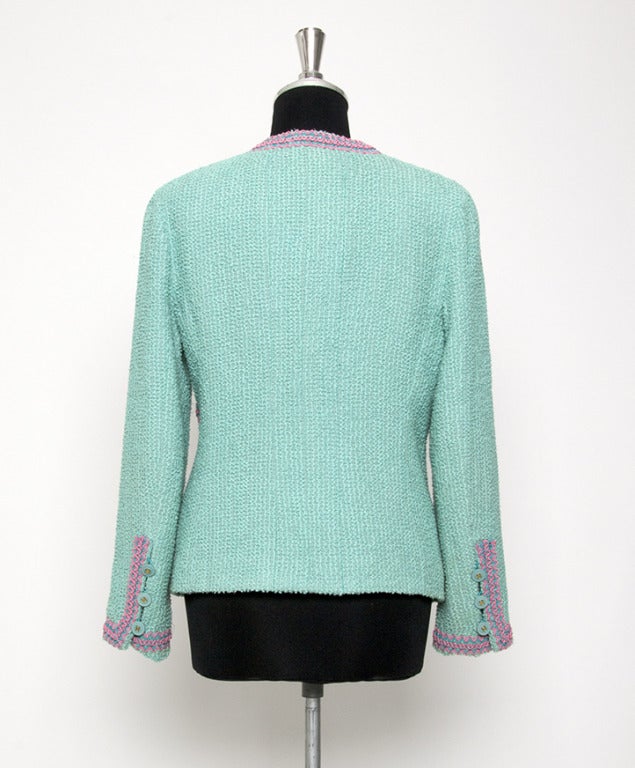 Chanel Linton Tweed Blazer Jacke im Zustand „Hervorragend“ in Antwerp, BE
