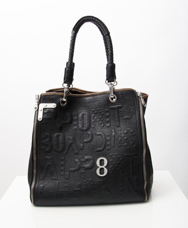 Barbara Rihl Embossed Shopper Tote Bag in black with brown details. Silver hardware. Detachable inside pocket. 

Handle drop:
8,5