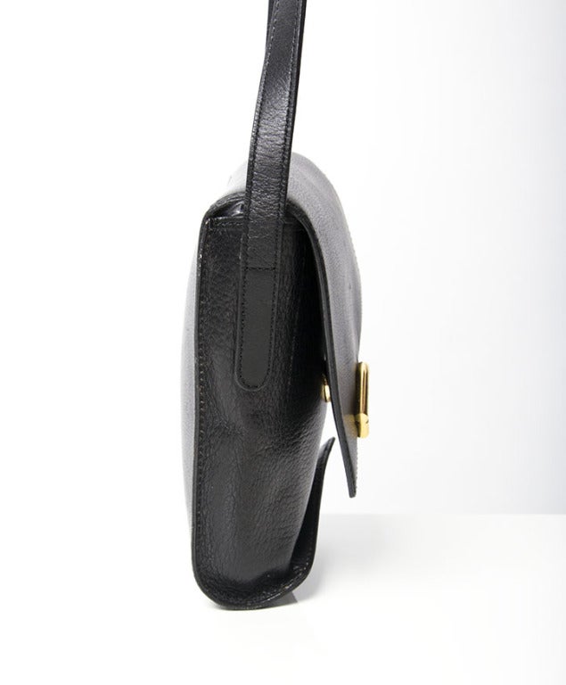 Vintage Delvaux Black Crossbody Bag Bon état à Antwerp, BE