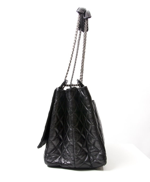 Chanel Black Quilted Patent Leather Shopper Bag In Excellent Condition In Antwerp, BE