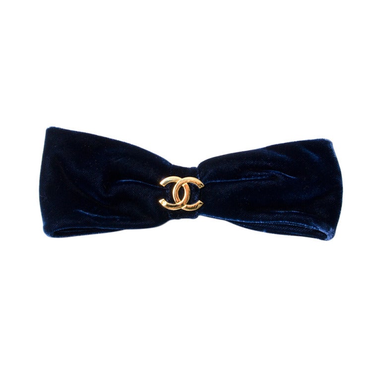 chanel bow hair clip