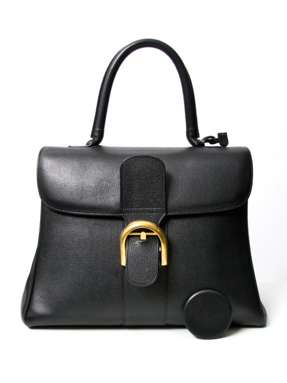 On the occasion of the 1958 Brussels World Fair, Delvaux created a stir with the launch of a new handbag: the Brillant. Created by designer Paule Goethals, this design quickly developed into one of the showpieces of the various Delvaux collections,