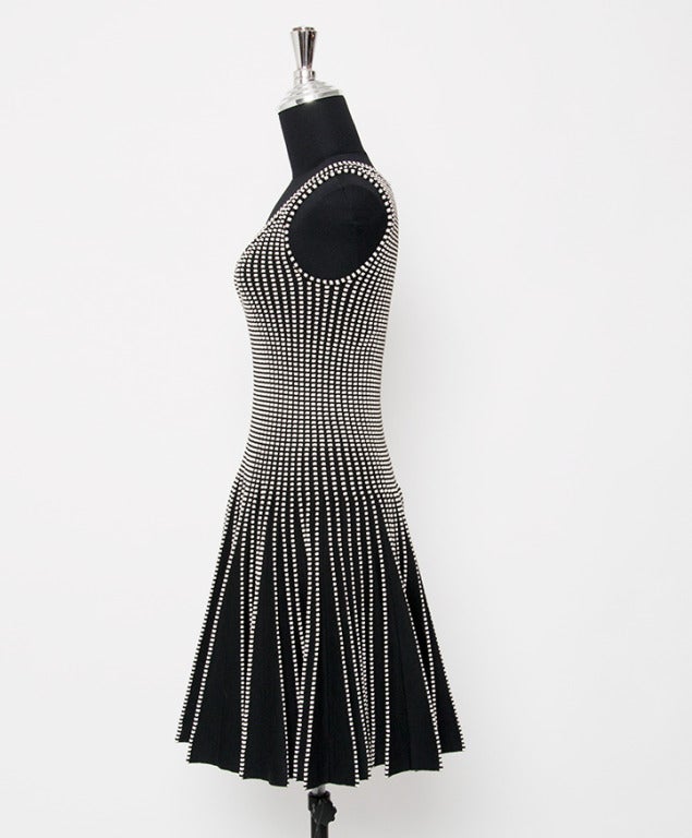 Alaïa Black and White Striped Sleeveless Dress In Excellent Condition In Antwerp, BE