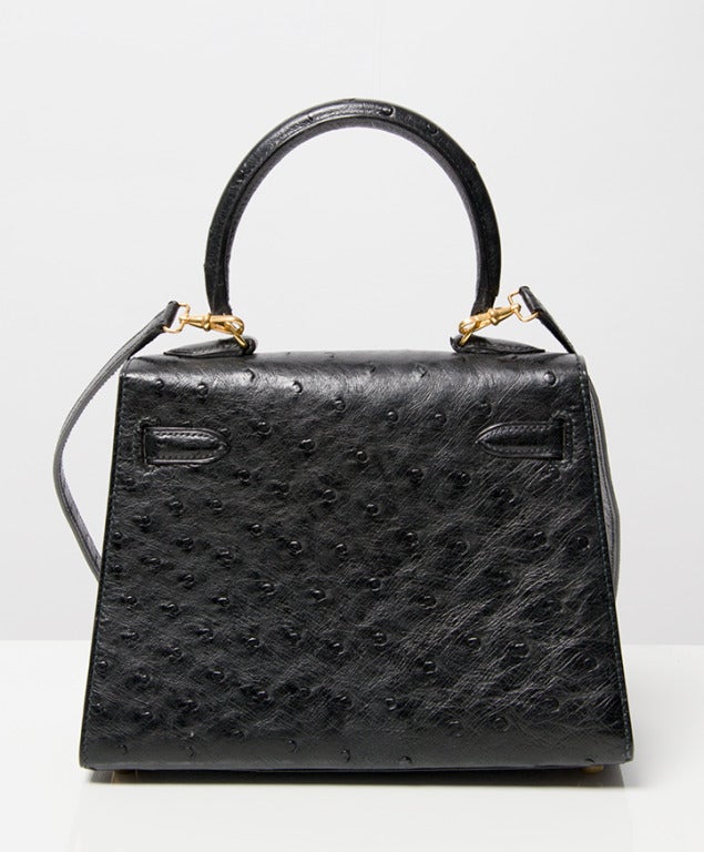 Women's COLLECTOR ITEM Hermes Kelly Mini Black Ostrich 20 cm For Sale