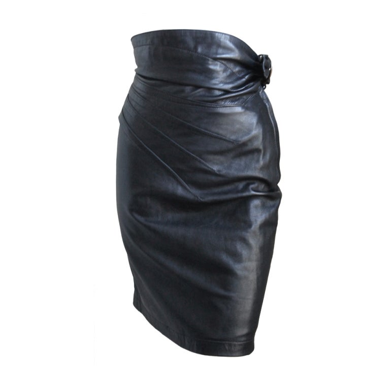 1980's AZZEDINE ALAIA black leather skit with side buckle For Sale