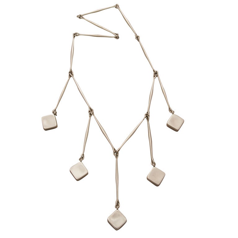 Georg Jensen, collier en argent sterling n° 123 d
Abraham Fog