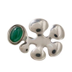 GEORG JENSEN Brooch with Green Agate no. 367 by Ibe Dahlquist.