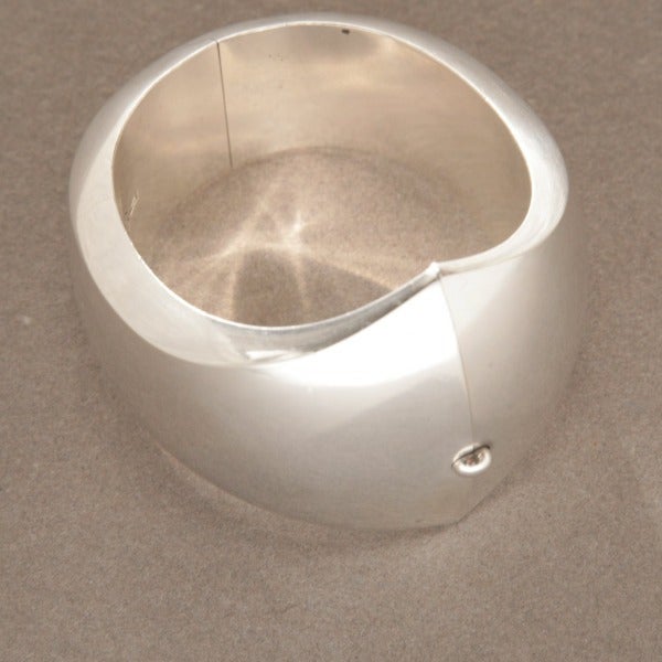 Georg Jensen Modernist Cuff Bangle Bracelet by Nanna Ditzel In Excellent Condition For Sale In San Francisco, CA