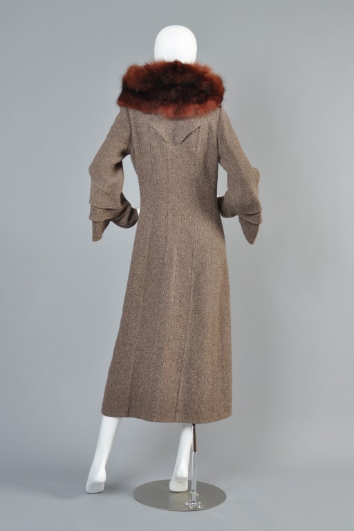 Late 1920s Art Deco Fin Sleeve Fox Collar Coat For Sale 2