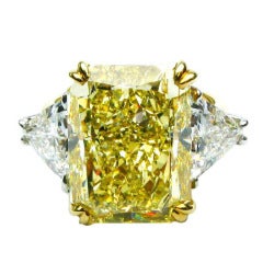 20.03ct Fancy Intense Yellow Internally Flawless Radiant Diamond Ring