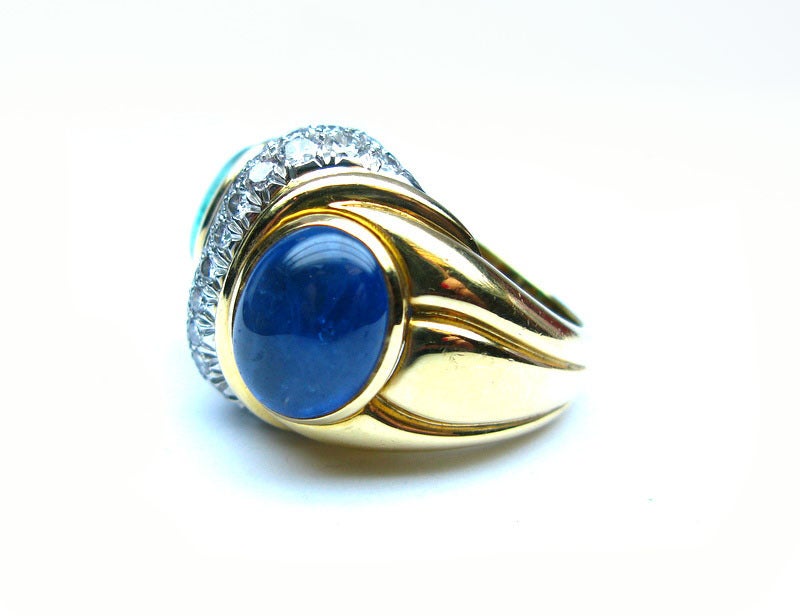 Women's DAVID WEBB  Sapphire and Emerald Ring