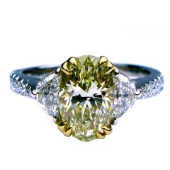 1.52ct Fancy Yellow VVS2 Oval and Halfmoon Ring 2