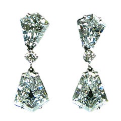 4.14 carats F VS Kite Diamond Drop Earrings