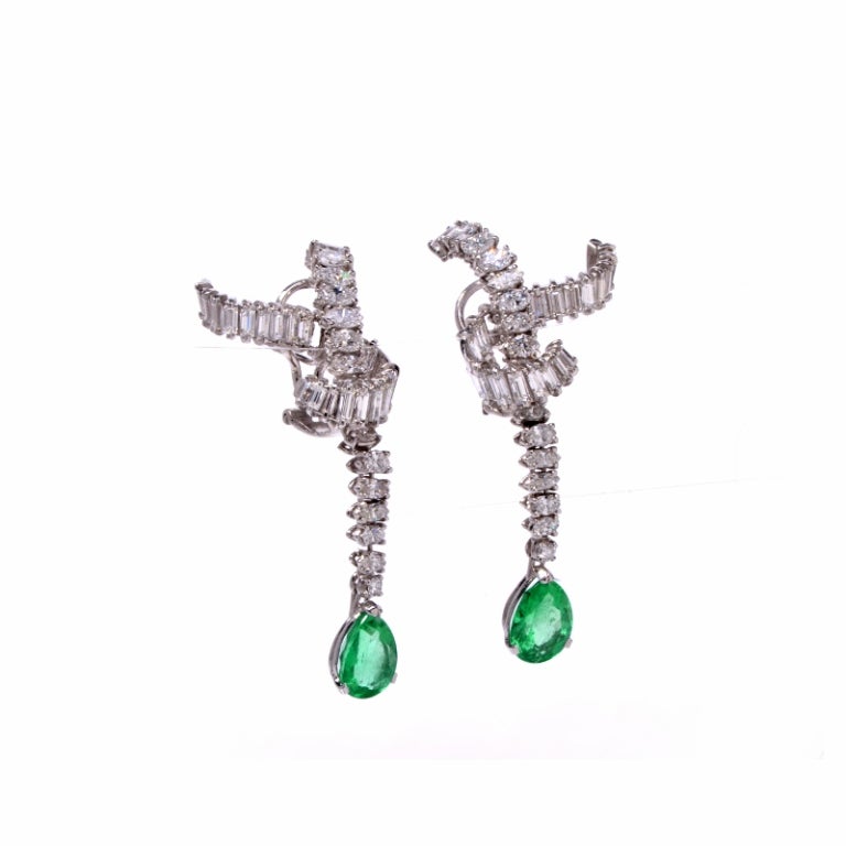 Circa 1940s Diamond Emerald Platinum Drop Earrings