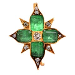 Victorian Emerald Diamond Gold Star Pendant 
Pin