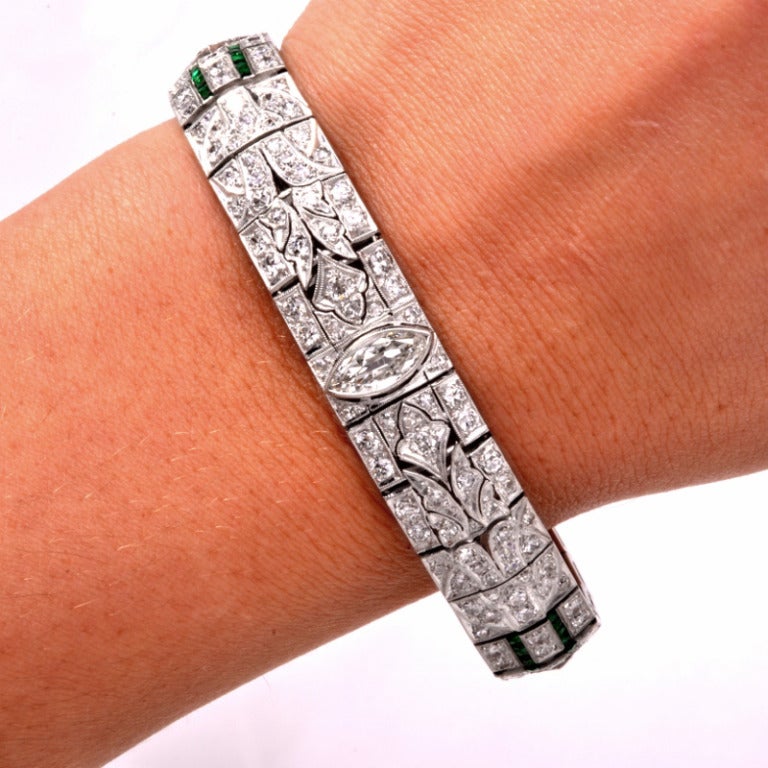 Women's 1920s Diamond Emerald Pierced Platinum Bracelet