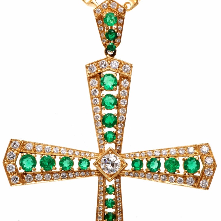 Women's 11.85 cts Diamond Emerald Cross Pendant Necklace