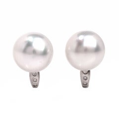 South-Sea Pearl Diamond Gold Earrings