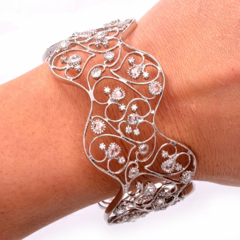 Rose Cut Diamond Gold Wave Bracelet 2