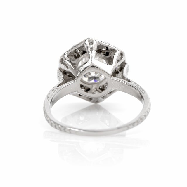 Diamond Platinum Engagement Ring In Excellent Condition In Miami, FL