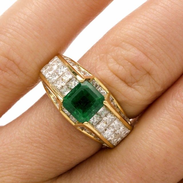 Colombian Emerald Diamond Gold Engagement Ring 2