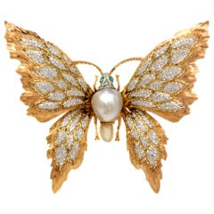 Vintage Buccellati Pearl Emerald Diamond Gold Butterfly Lapel Brooch