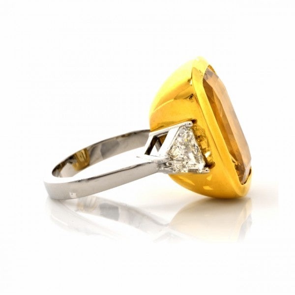 Natural Yellow Sapphire & Diamond Platinum Gold Ring In Excellent Condition In Miami, FL