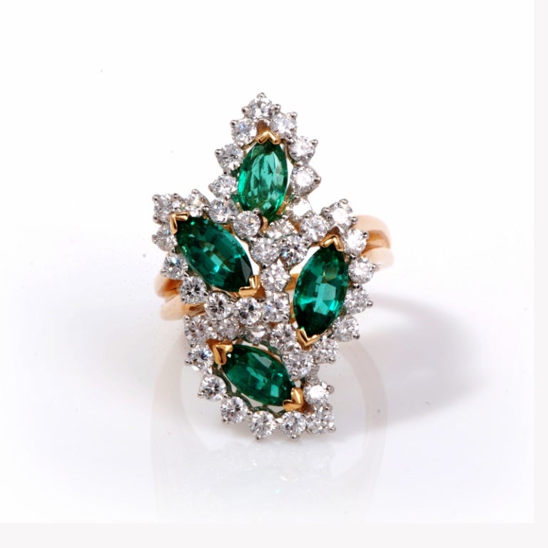 Oscar Heyman 7.00ct Diamond Emerald Cluster Ring In Excellent Condition In Miami, FL