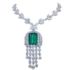 Rare 20.98 carat GIA certified Colombian Emerald and Diamond Necklace