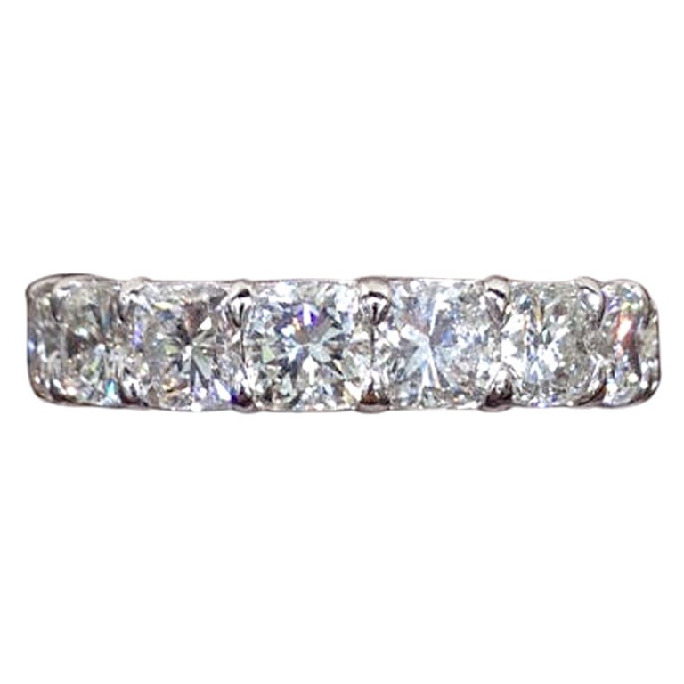 Cushion Cut Diamant Eternity Band