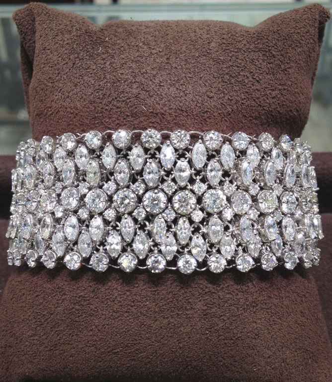 Beautiful Wide Diamond Mesh Setting Bracelet For Sale at 1stDibs