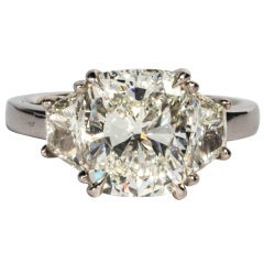 GIA Certified 4.01 Carat Cushion Cut Diamond Engagement Ring set in Platinum 11