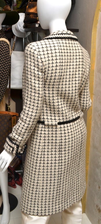 Chanel Boucle Plaid Coat Size 38 Fall 2000 In Excellent Condition In Carmel, CA