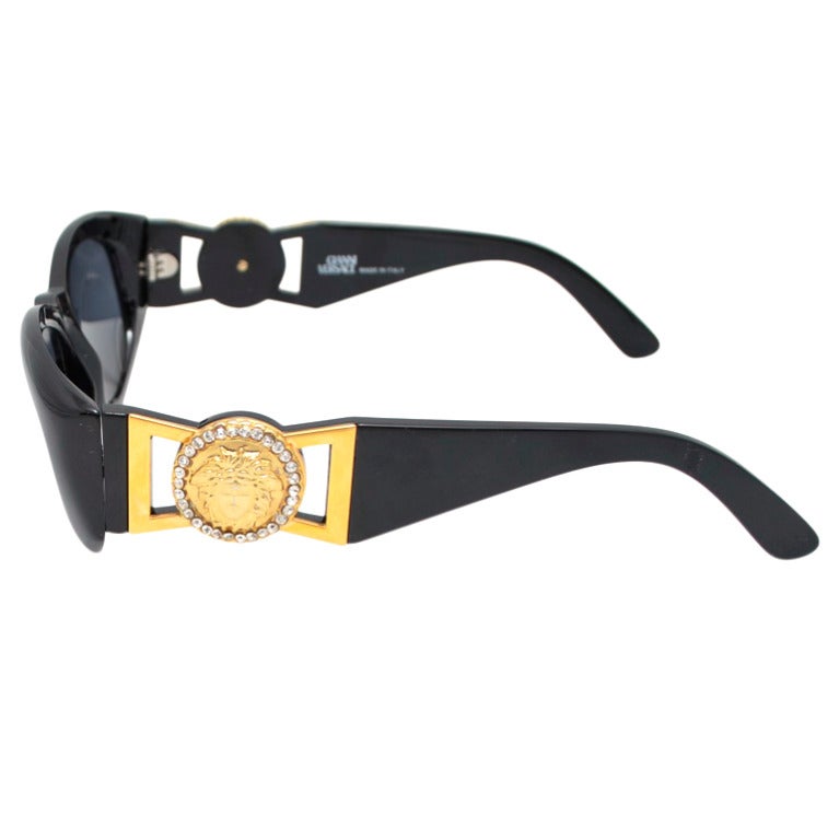 Vintage Gianni Versace Gold Medusa Sunglasses MOD 424/CRHCOL852BK