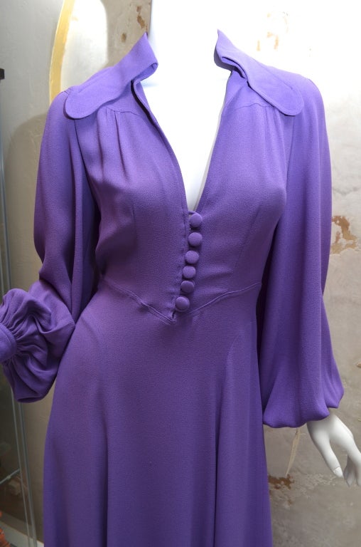 Ossie Clark Verano Vibrante Vestido de crepé morado musgo Vintage años 70 Londres en venta 2