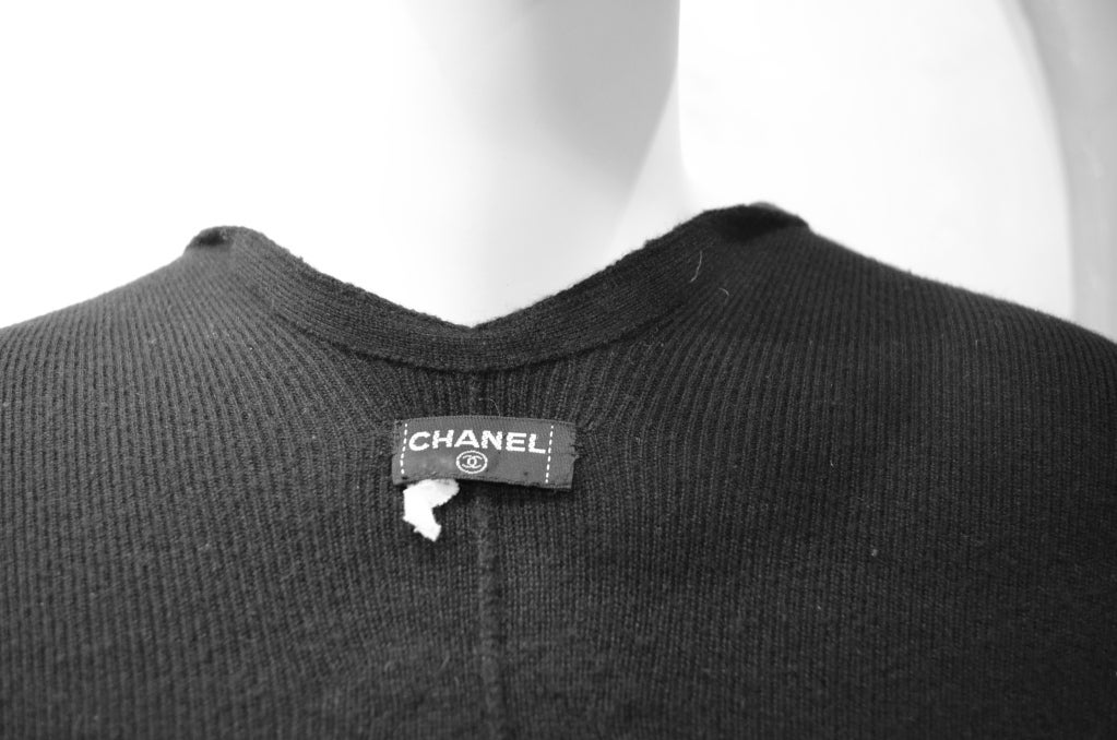 Chanel One Size Knee Length Wool Knit Black Cape 1 Pocket 2