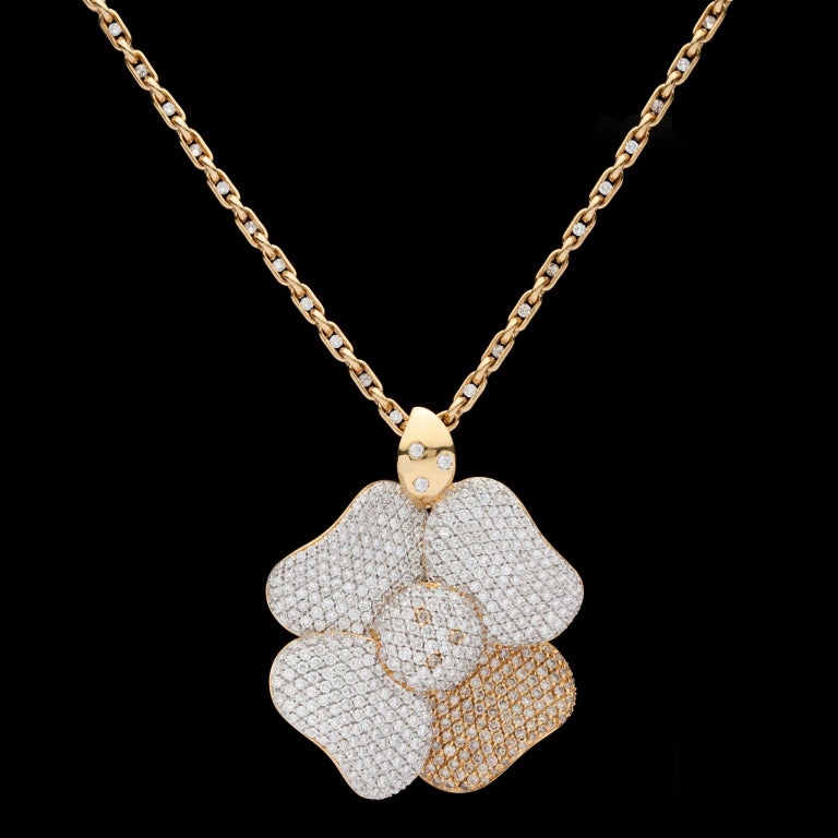 Valente Diamond Flower Necklace