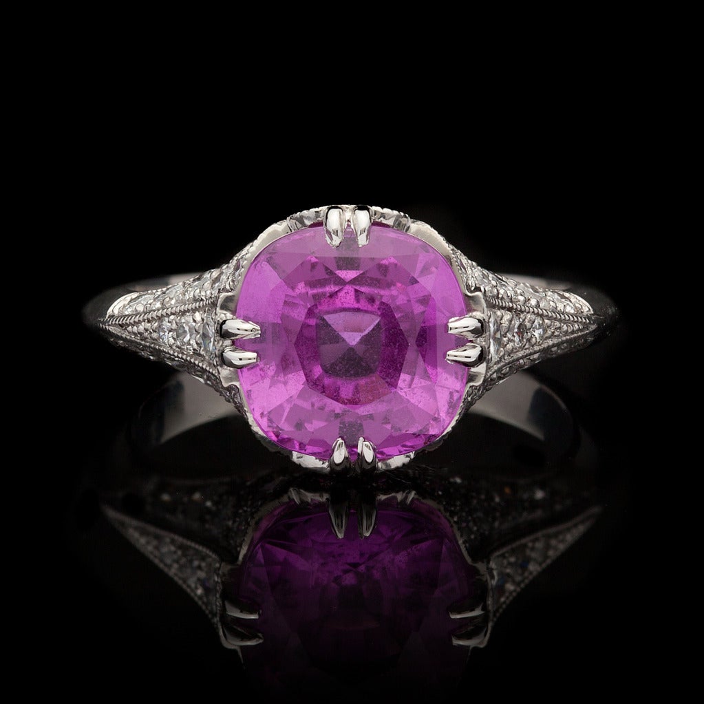 Pink Sapphire Diamond Platinum Ring In New Condition In San Francisco, CA