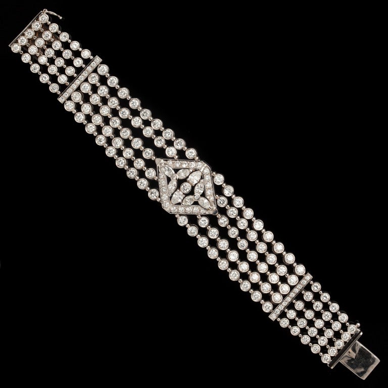 Magnificent 18.4 Carat Diamond Bracelet In Excellent Condition In San Francisco, CA