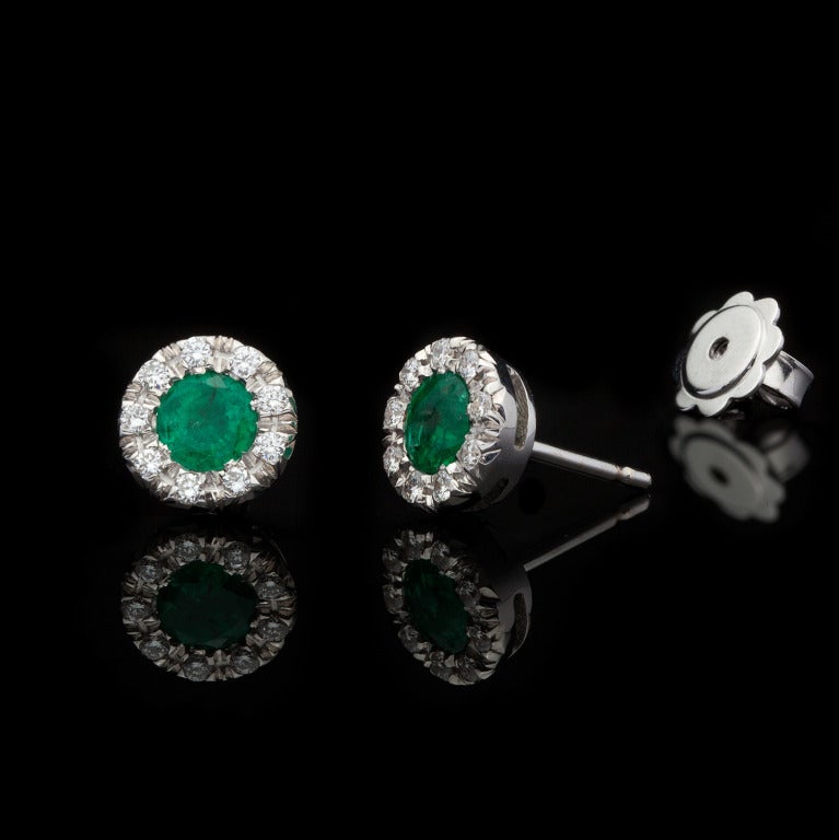 Favero Emerald Diamond Stud Earrings In New Condition In San Francisco, CA