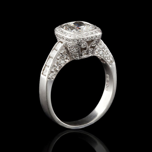 JB Star Cushion Cut Diamant-Ring 1