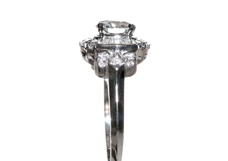 .92 Carat Diamond Gold Art Deco Engagement Ring 1